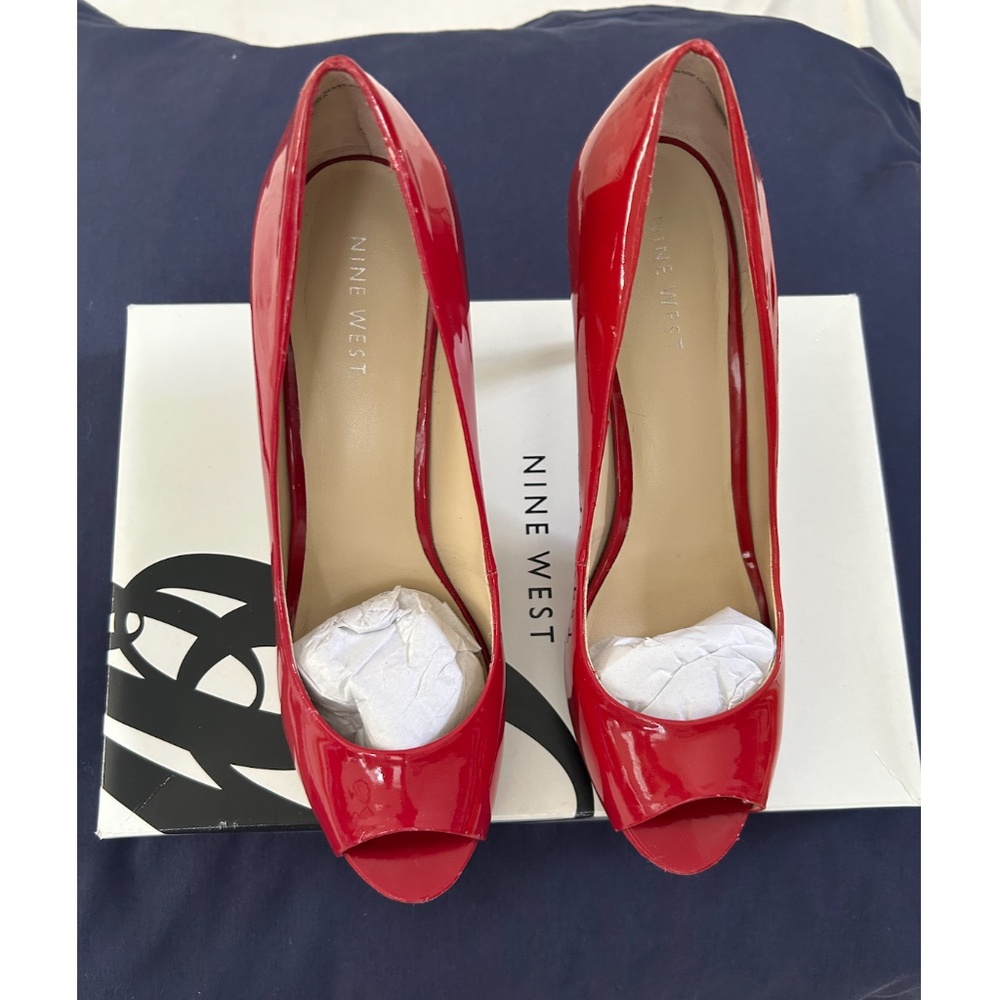 Nine West peep toe red patent heels 7.5